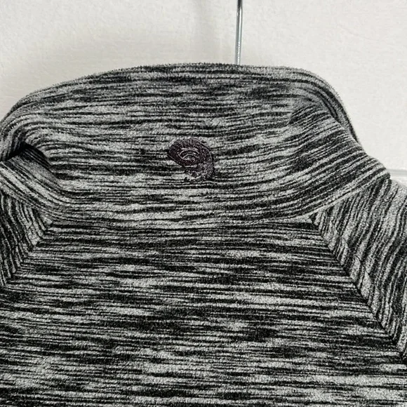 Mountain Hardwear Snowpass Fleece 1/4 Zip - Picture 7 of 8
